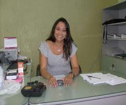 Tribunal de Contas do Estado lista diretora do HENM, Nádia Costa, como inelegível  