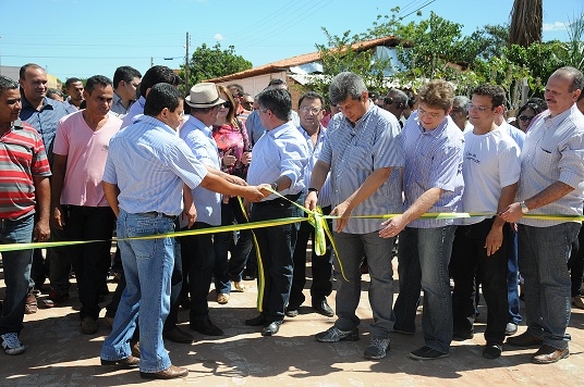 Manoel Emídio inaugura Casa da Juventude com a presença do Governador Zé Filho - Imagem 4