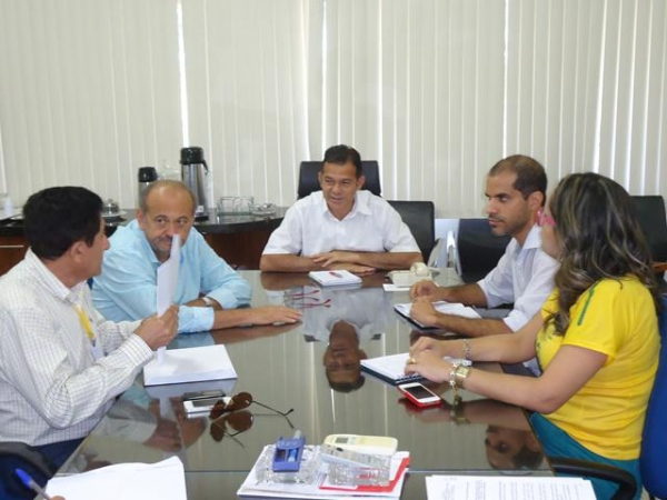 Comitiva de Ipiranga Reuniu-se com Diretor da Eletrobras Piaui - Imagem 4