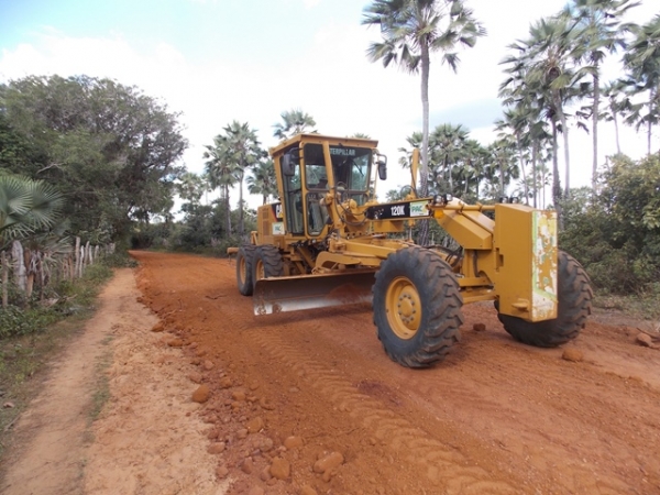 Prefeitura de São Francisco realiza empiçarramento em estradas de comunidades rurais - Imagem 7