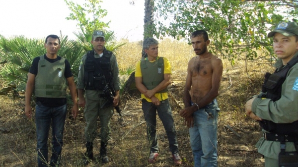 Polícia prende acusado de matar pai e filho em Santa Rosa do Piauí - Imagem 4