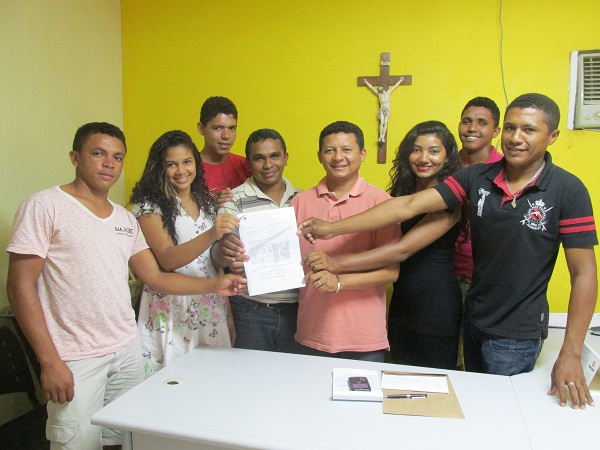 Manin Geronço e Raimundo do PT receberam os jovens da Comunidade Kolping no gabinete