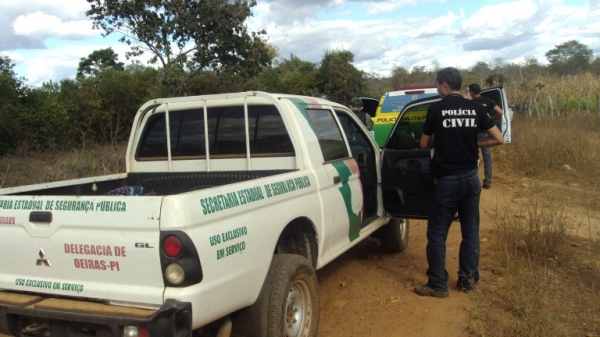 Polícia prende acusado de matar pai e filho em Santa Rosa do Piauí - Imagem 5