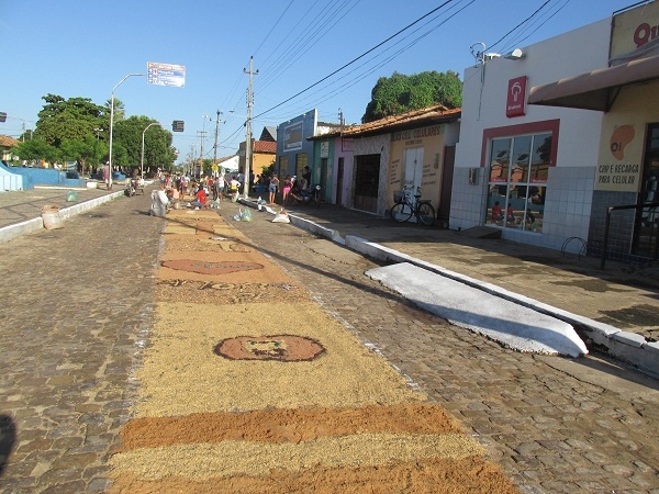 As ruas de Porto foram ornamentadas para a Festa de Corpus Christi - Imagem 2