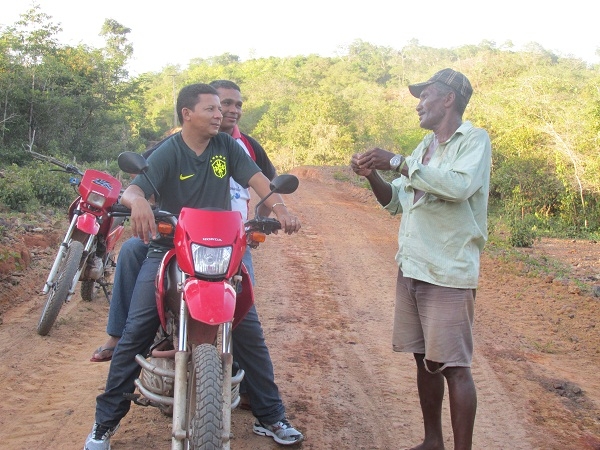 Prefeito Manin Geronço e Vice-Prefeito Raimundo do PT fizeram visita às comunidades - Imagem 3