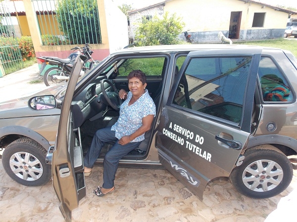 Conselho Tutelar recebe um Fiat Uno - Imagem 3