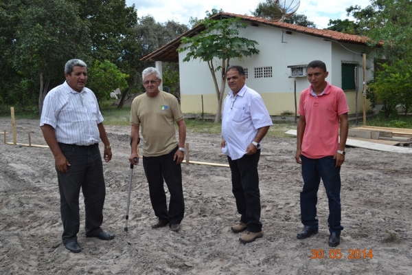 Prefeito Zé Resende visita novas obras que estão sendo iniciadas em Boa Hora - Imagem 8