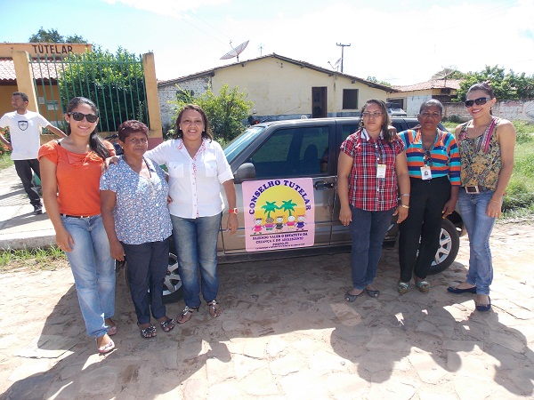 Conselho Tutelar recebe um Fiat Uno 