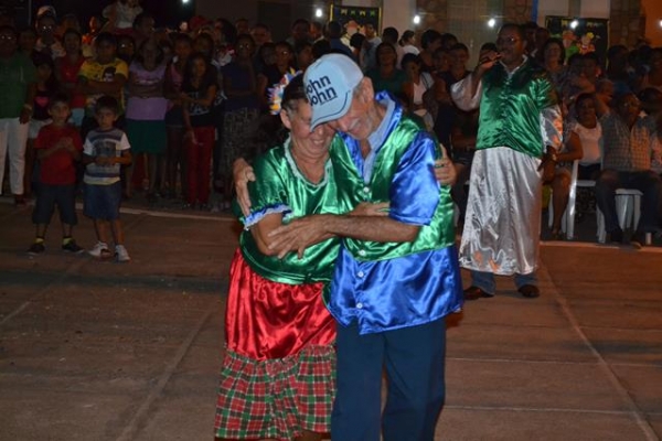 Quinta noite do Festejo de Pimenteiras tem celebração e quadrilha - Imagem 8