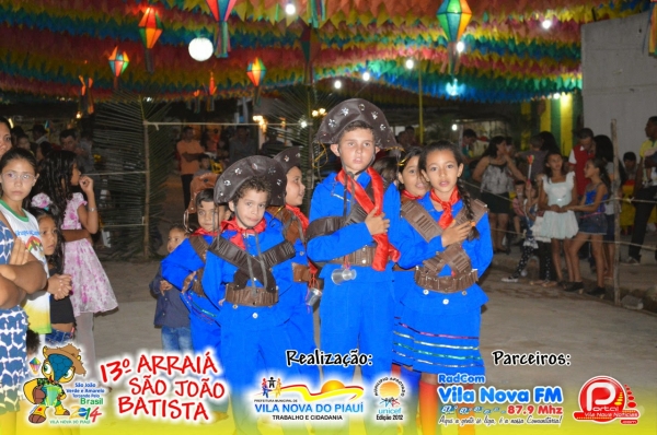 Arinaldo Leal prestigia 13º Arraiá de São João Batista, na zona rural de Vila Nova do PI - Imagem 5