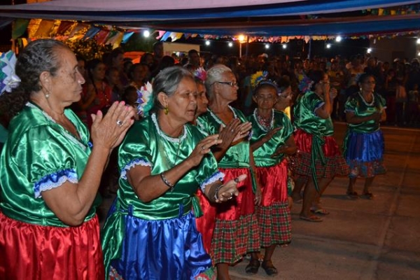 Quinta noite do Festejo de Pimenteiras tem celebração e quadrilha - Imagem 14