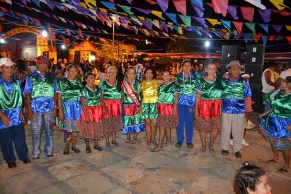 Quinta noite do Festejo de Pimenteiras tem celebração e quadrilha - Imagem 4