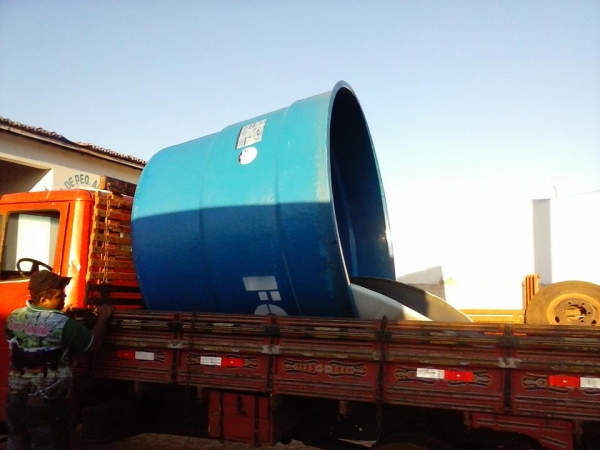 Comunidade Araras recebe caixa de água nova após acidente  - Imagem 1