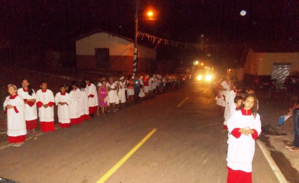 Igreja celebra dia de Corpos Christi  - Imagem 16