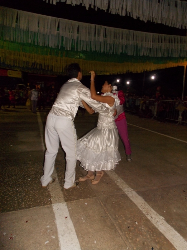 II Nota - IV Festival Junino veja os melhores momentos das apresentações da 2ª noite - Imagem 60
