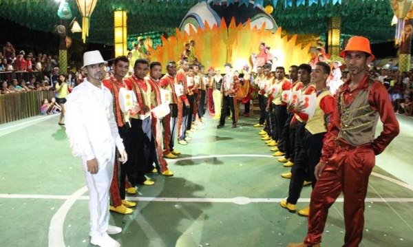 Prefeito Adriano Ramos (PT) entrega premiações do X Festival Cultural com cheque em COCAIS - Imagem 5