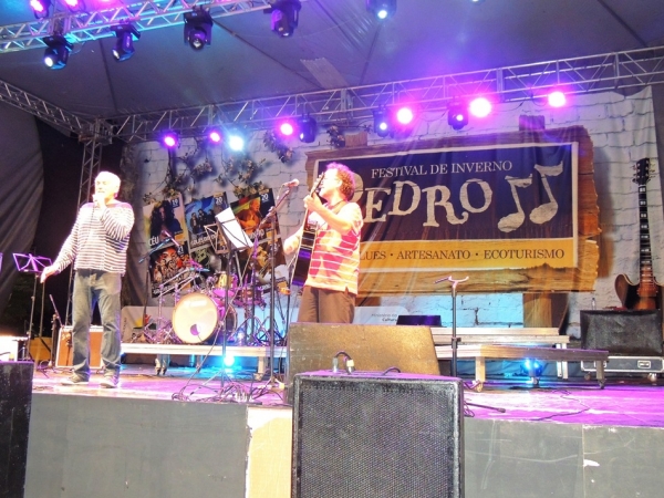 Danilo Caymi realiza um inesquecível show na última noite do Festival de Inverno - Imagem 1