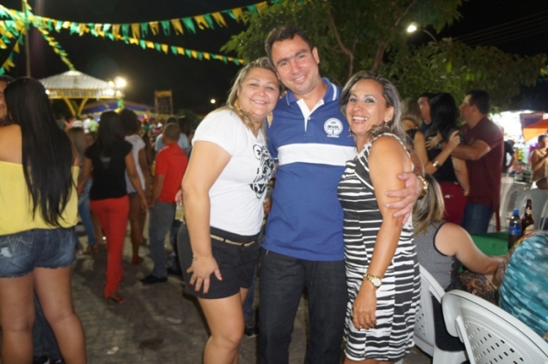 Imagens das festividades dos  77 anos de emancipação política do município de São Pedro do Piauí  - Imagem 42