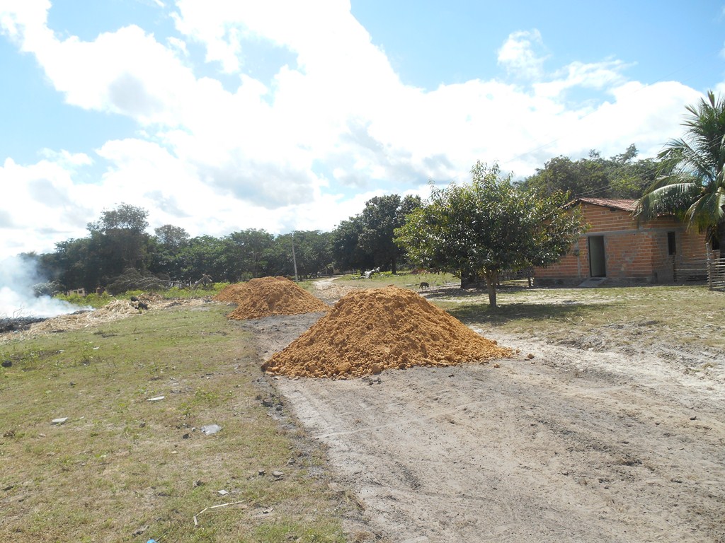 Prefeitura de Boa Hora começa a fazer estrada para a comunidade Vertente Grande