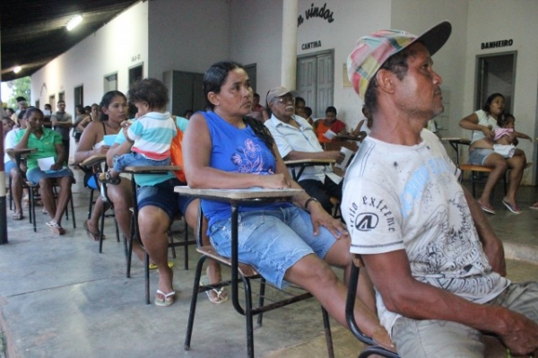 Prefeita Salete Rêgo assina autorização para a construção de um GINÁSIO POLIESPORTIVO na zona rural do Município - Imagem 5