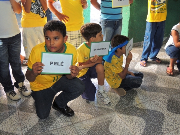 Projeto Interdisciplinar Copa do Mundo 2014 motivou alunos do Colégio Tomaz Café  - Imagem 16