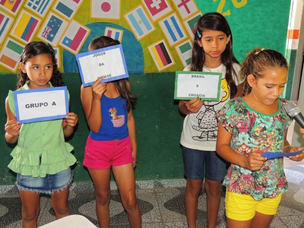 Projeto Interdisciplinar Copa do Mundo 2014 motivou alunos do Colégio Tomaz Café  - Imagem 11