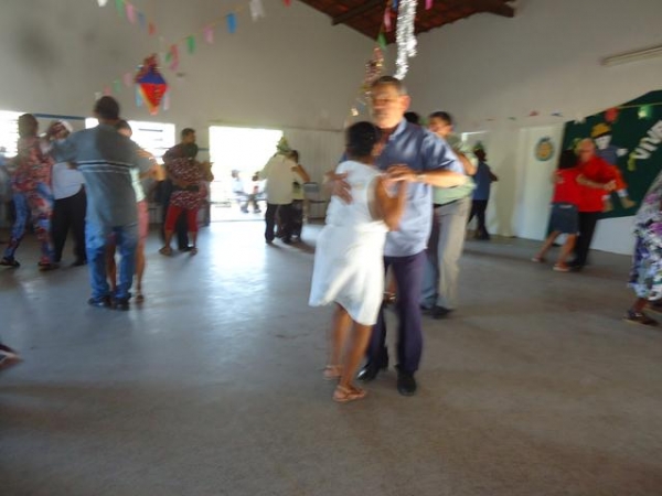Centro de Convivência do Idoso Realizou a Festa São João - Imagem 9