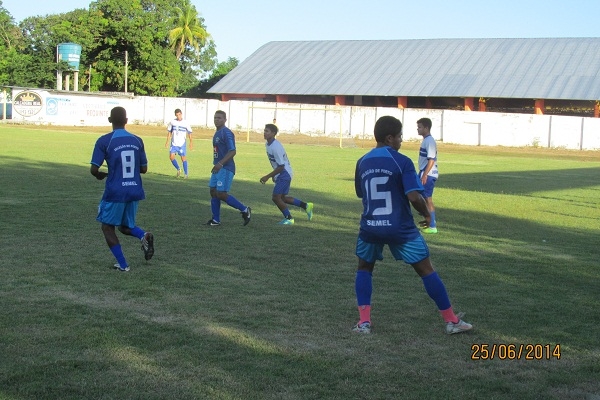 Partida de futebol em comemoração aos 94 anos de Porto - Imagem 1