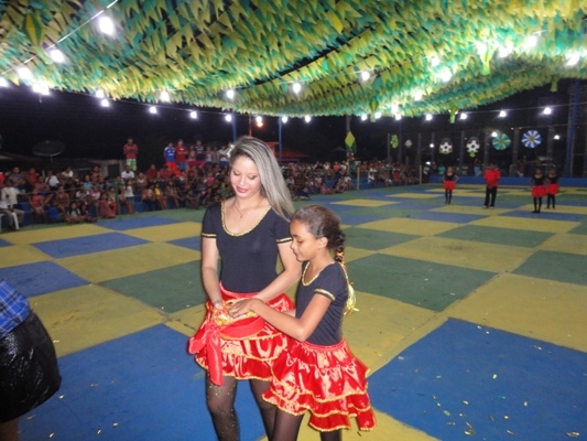 Abertura do XVIII Festival Junino de  N. S. dos Remédios foi um sucesso! - Imagem 7