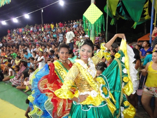 Abertura do XVIII Festival Junino de  N. S. dos Remédios foi um sucesso! - Imagem 12