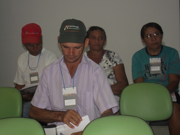 SEBRAE aplica curso de manejo na criação de galinha com agricultores de Santa Rosa - Imagem 2