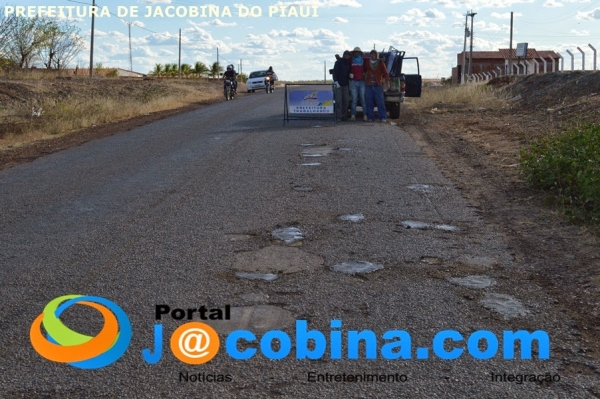 Prefeitura de Jacobina do Piauí realiza operação tapa-buracos - Imagem 2