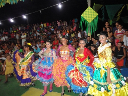 Abertura do XVIII Festival Junino de  N. S. dos Remédios foi um sucesso! - Imagem 9