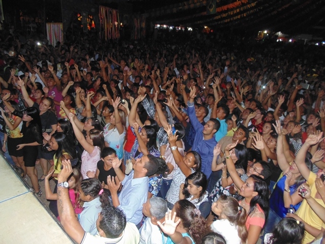 Noite evangélica abre as festividade pelo aniversario de Água Branca - PI - Imagem 26
