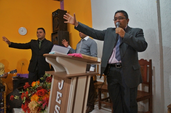 Mulheres que oram.  - Imagem 10