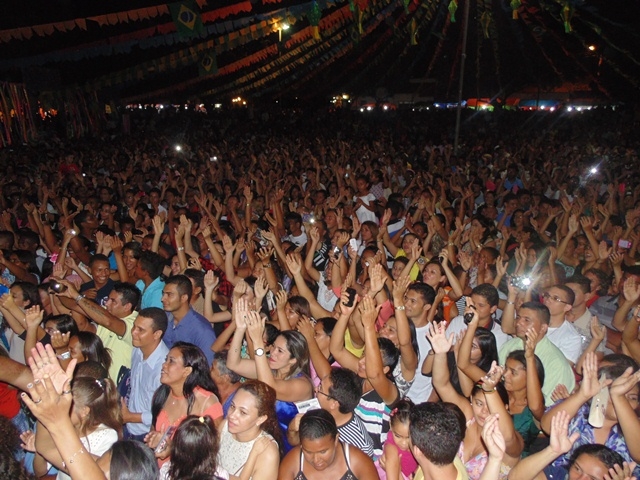 Noite evangélica abre as festividade pelo aniversario de Água Branca - PI - Imagem 56