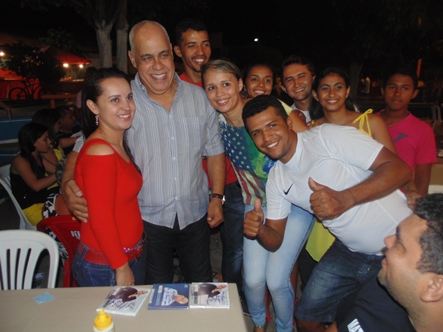 Noite evangélica abre as festividade pelo aniversario de Água Branca - PI - Imagem 8