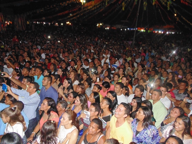 Noite evangélica abre as festividade pelo aniversario de Água Branca - PI - Imagem 54