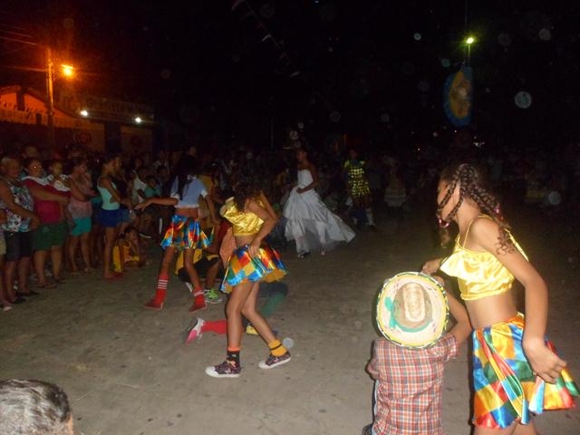 Secretaria Municipal de Cultura e Programa Segundo Tempo Promovem Festival Junino - Imagem 200