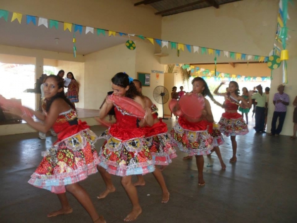 Idosos participam de Arraiá Junino realizado pela Semasc - Imagem 5