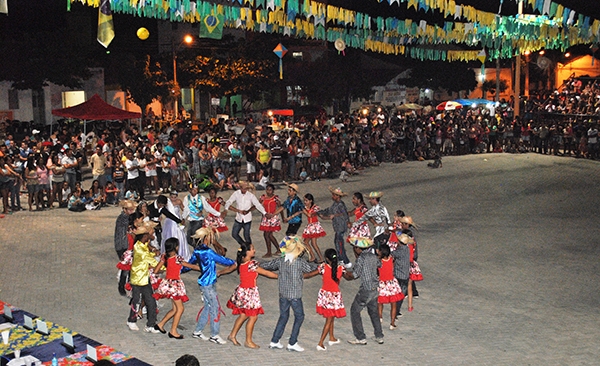 Abertura do Cocal Junino 2014 na nova praça de eventos atrai grande público - Imagem 10