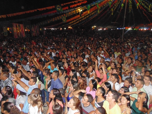 Noite evangélica abre as festividade pelo aniversario de Água Branca - PI - Imagem 45