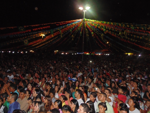 Noite evangélica abre as festividade pelo aniversario de Água Branca - PI - Imagem 42