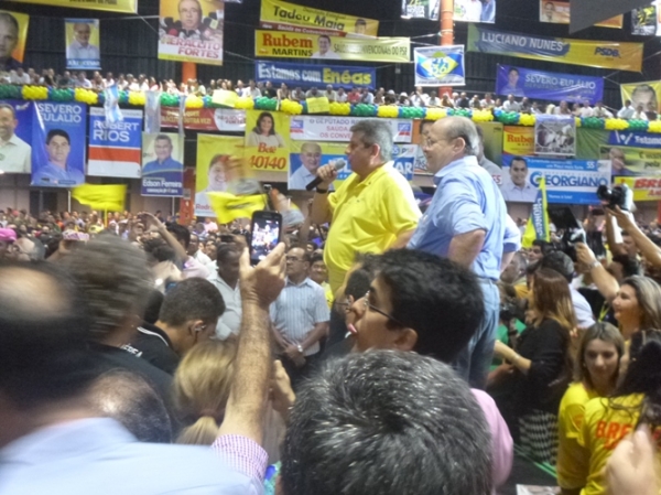 Comitiva de Redenção do Gurguéia participa de convenção em Teresina PI - Imagem 2