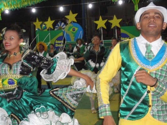 Quadrilha Sanfona Dourada; a grande campeã do município de N. S. dos Remédios - Imagem 6