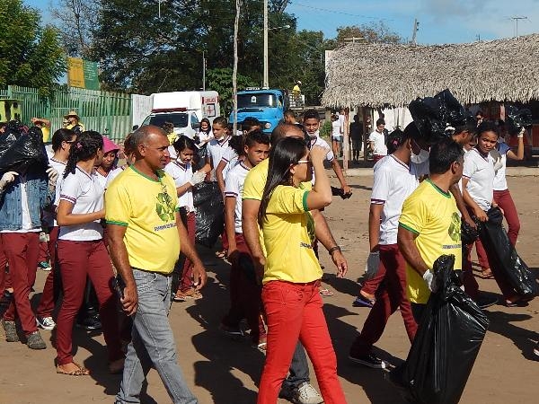 Veja como foi a caminhada de mobilização ao Meio Ambiente - Imagem 16