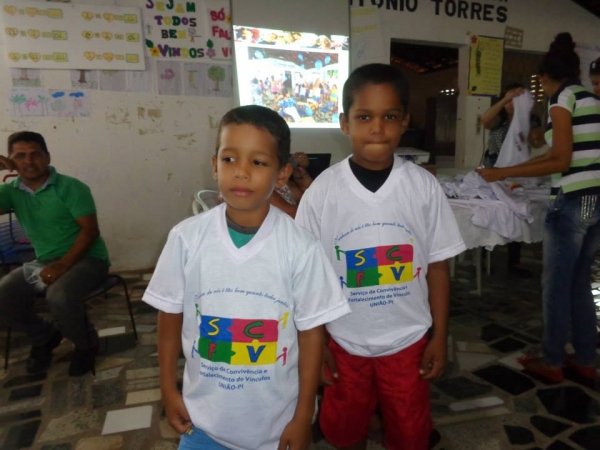 Semasc recebe veículo das mãos do prefeito Gustavo Medeiros - Imagem 6