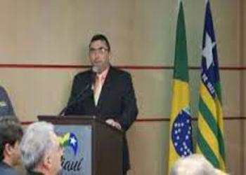 Secretário de Desenvolvimento Rural consegue autorização para construção de Mercado Público em Elesbão Veloso 