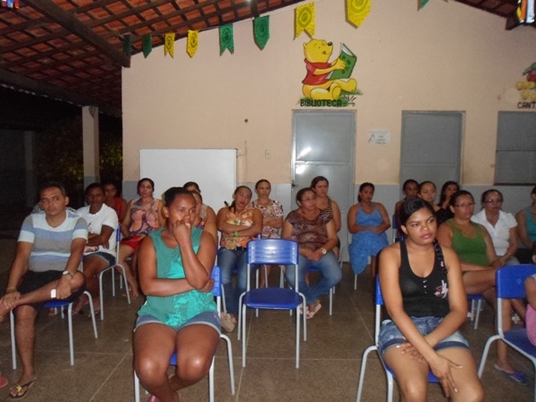 Reuniões marcam inicio das atividades do Programa Mais Educação na Escola Amando Lima - Imagem 9