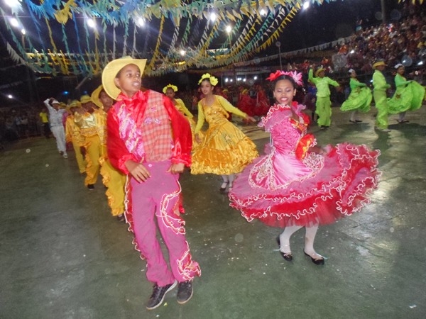 2º Dia de Festival Junino ficou marcado por muita animação e diversão - Imagem 16